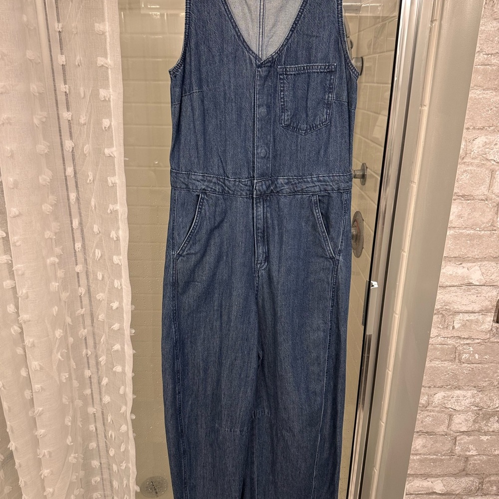Universal Thread Indigo Denim Blouse